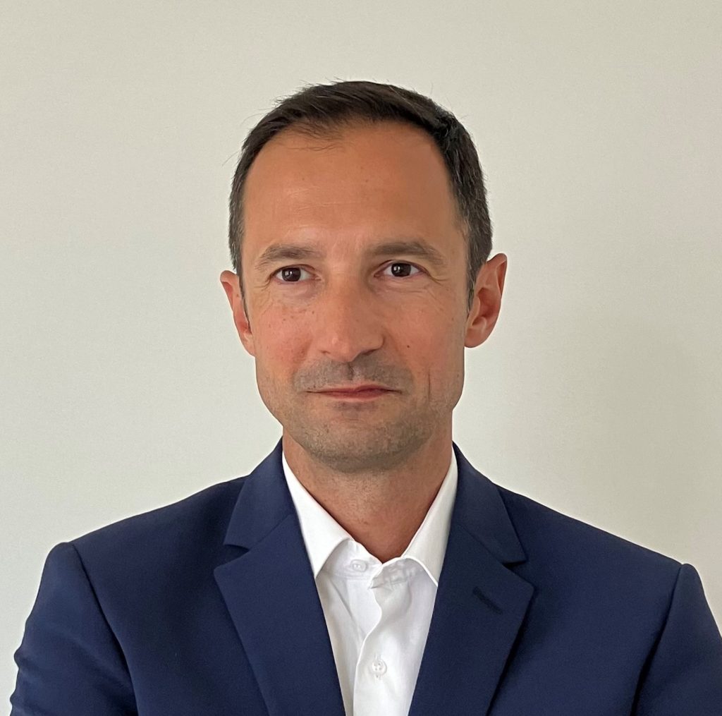 Julien MATTEI Directeur général